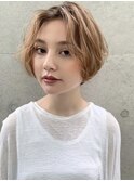 大人のゆるっとショートミルクティーアッシュナチュラル