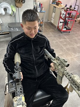 キャロル(CAROL) これで戦いに行くって感じのメンズカット