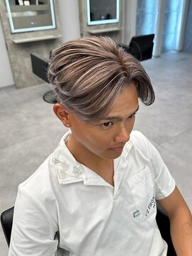 ベルクロー バイ アリープ(Bel.crow by ALEAP) センターパート×バレイヤージュ/ブリーチデザイン/ニュアンス