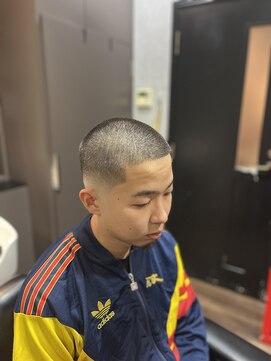 グロウヘアワークス(grow hair works) ボウズフェード