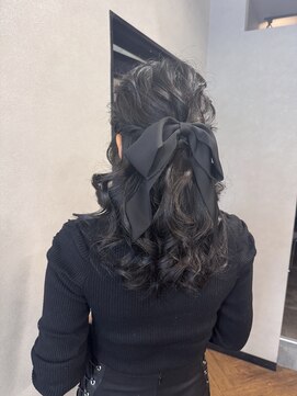 ハイル(KHAIR) お呼ばれアレンジ◎ハーフアップ《 yuu 》