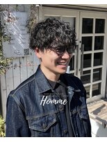 オムファミーユラグ(homme, famille raugh) 波巻きスパイラル