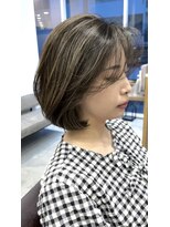 ピークス(PEAKS)&nbsp;大人可愛いレイヤーボブハイライト長め前髪かきあげヘア恵比寿