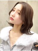 韓国くびれボブ×くすみベージュ