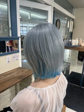 ラック 海老名店(LUCK) 水色カラー