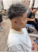 スキンフェード×ホワイトメッシュ スパイキーショート 10代20代
