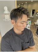 短髪メッシュカラー