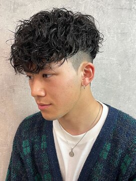 エルマーク 大宮(L-MARK) スペインカール/フェード/短髪/men's/ツイストパーマ/メンズ