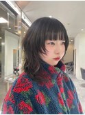 20代30代前下がりショートツヤ感ボブウルフレイヤーカット