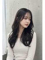 ユニオン(Union)&nbsp;顔周りレイヤーとシースルーバングの大人可愛いゆるふわロング