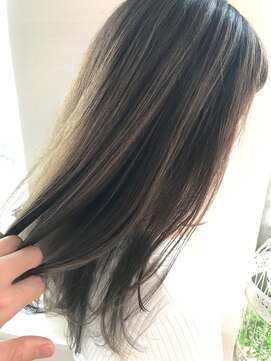 ラ ブランシュ 大宮(La Blanche) La Blanche グレージュカラー