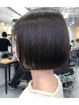 キラ 渋谷(KILLA) ミニボブ／切りっぱなしボブ／KILLA【小林】