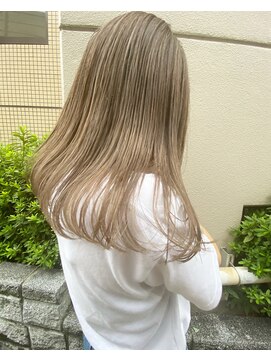 ムジーク(Musiiik) シースルハイライトで育てたベージュカラー