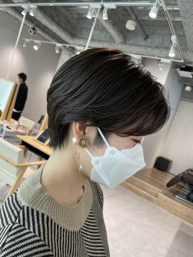 パークバイアンアミ(PARC by Un ami) 【PARC 志木】大人カジュアル☆耳かけショート 村上彩花