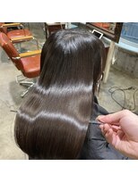 サロンドミルク 原宿(salon de MiLK) 髪質改善　ナチュラルブラウン　暗くても重く見えない艶髪