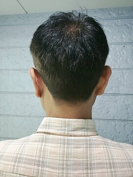 ルナ 深沢店(LUNA) ダンディな大人ボウズ(BACK)【鎌倉/湘南/深沢/大船/藤沢】