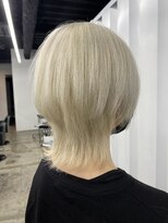 ココ 本八幡(KOKO)&nbsp;□黒髪クラゲヘアーオリーブグレー小顔ココアベージュウルフ