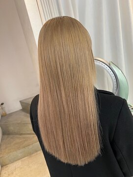 ボックスミコ(Box mico.) 【さらさらハイトーンロング☆】やわらかミルクティーベージュ