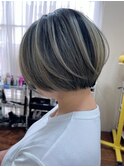 グレージュアッシュグレージュショートカットミニウルフ