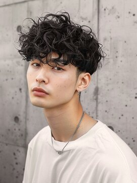 ヴェイン 渋谷(vain) 刈り上げショート/黒髪ショート