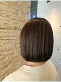 大人ボブ大人ショートボブ切りっぱなしボブ前髪あり前下がりボブ