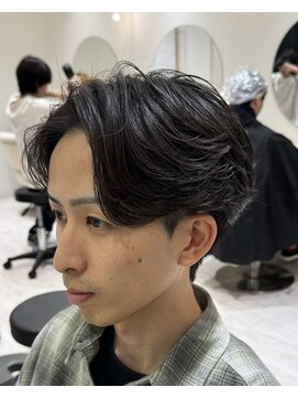 バース 梅田中崎町店(BIRTH) フェザーパーマニュアンスパーマセンターパートワンカールパーマ