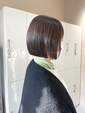 シアン バイ アルテフィーチェ(CYAN by artefice) ミニボブ　タッセルボブ グレージュ　髪質改善トリートメント