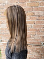 ティアラ あさぎり店&nbsp;ブリーチなしカラー『アッシュベージュ』