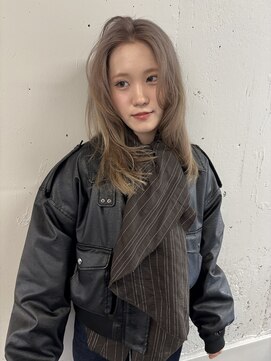 タロ(TALO) 【TALO】ブリーチで作るミルクティーカラー