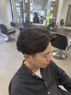 グルーマーズトウキョウ(GROOMER/S TOKYO) ラフカール/men's/メンズ/刈り上げセンターパート/神保町