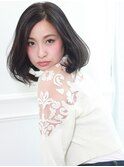 黒髪でも大人スウィートなエアリーボブ