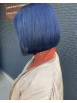 ヘアアンドビューティー クローバー(Hair&Beauty Clover) blue