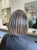 フレリス(FreRis)&nbsp;ナチュラルボブ×バレイヤージュ/レイヤーカット/デザインカラー