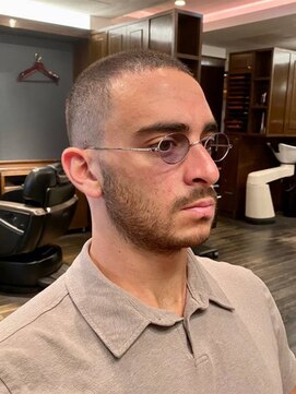 ザ バーバー 虎ノ門ステーションタワー(THE BARBER) ベリーショートボウズスタイル