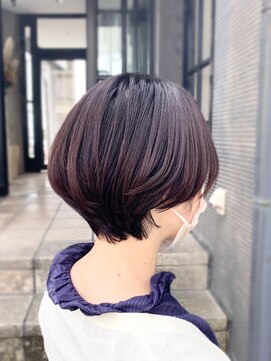 ココネ(cocone) ラベンダーアッシュカラー+ハンサムショートスタイル