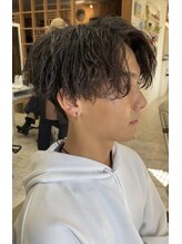 〈センターパート〉【大宮/メンズ/学割U24/メンズパーマ/メンズカット/ツイストスパイラルパーマ/眉毛】