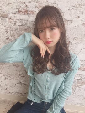 アルケー ヘアアンドヘッドスパ 錦糸町南口店(arche Hair&head spa) 大人かわいい/レイヤーロング/グレーベージュ/前髪パーマ/錦糸町