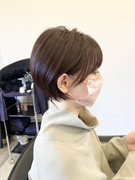 セジールへアメゾン(SAISIR HAIRMAISON) ショートボブマッシュくびれ前髪あり耳かけ