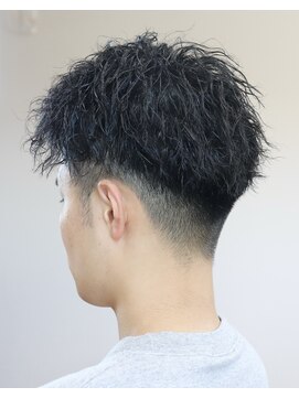ウィスカーヘアー(whisker hair) ツイストスパイラル