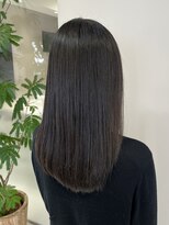 アンベリールフルー(EMBELLIR fleur)&nbsp;酸性ストレートで叶う美髪ロング