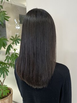 アンベリールフルー(EMBELLIR fleur) 酸性ストレートで叶う美髪ロング