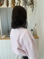 ジジ チーク 栃木(Gigi cheek) アッシュブラウン×ミディアムパーマ