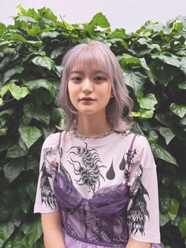 ソレイユトウキョウシブヤ(SOLEIL TOKYO shibuya) ホワイトラベンダーカラー