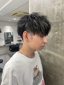 キング 楠葉店(K!ng) 波巻きツイストスパイラルパーマ/フェザーパーマ/眉毛/メンズ