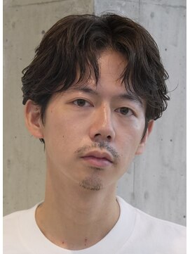 レタッチ バイ フィフス 天神大名(RETOUCH by fifth) 天神大名ニュアンスパーマメンズカットセンターパート30代