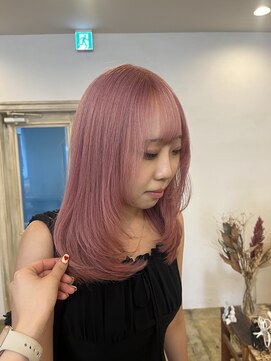 ディフィー 梅田(Defi) 梅田／ふんわりミディアム／ツヤ髪スタイル／デザインカラー