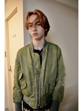 ノラ シブヤ(NORA) メンズハイライトセンターパート・外国人風カラー