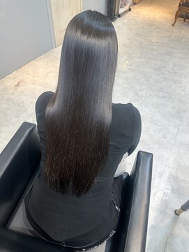 30代40代髪質改善グレージュ艶感ストレート透明感赤み消し