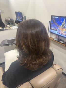 ゆるふわミディアム♪セット簡単パーマスタイル　浦和/個室/駅近