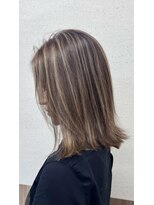 エスドットブルーム 梅田店(S.BROOM) 大人の白髪ぼかしハイライト×外ハネボブ